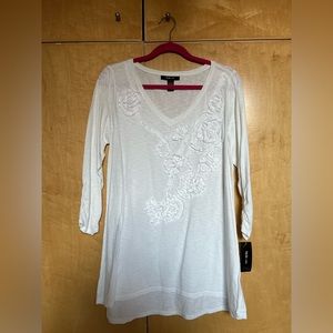 White Blouse with Floral Appliqué | Style & Co. | Size L | NWT